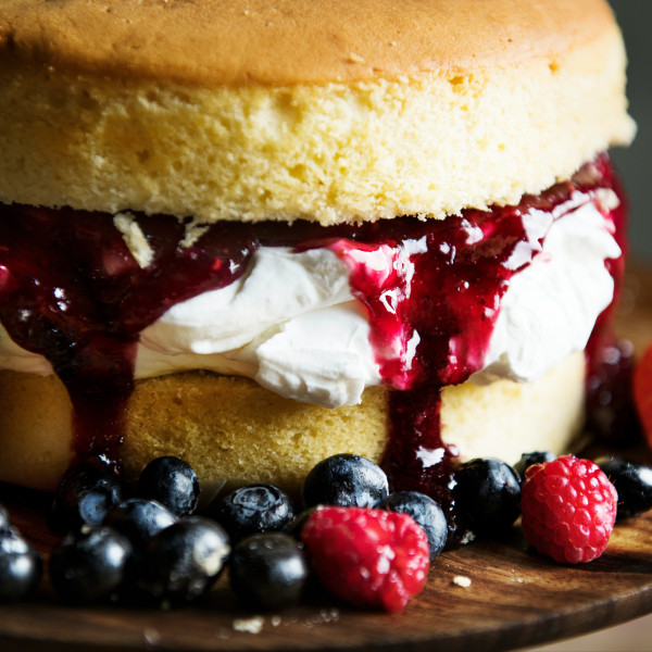 Providing ingredients for both bakery products and their fillings